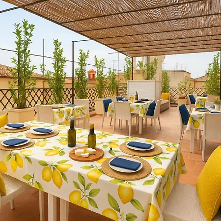 Гостевой дом Spagna Lemon 4*